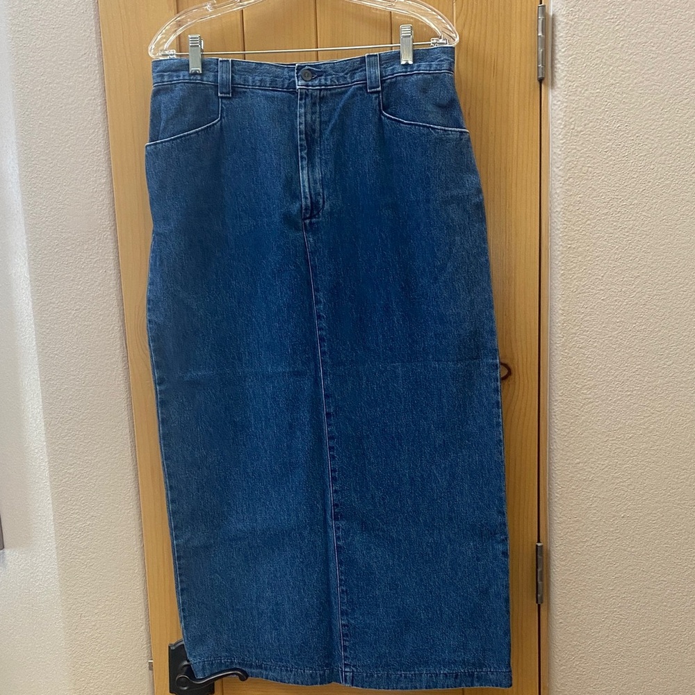 Lee Casuals Indigo Denim Skirt